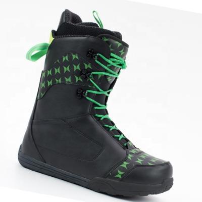 China Made In China CAD Mens Invader Snowboard Boots DH-8011 for sale