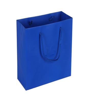 China Recycled Small Animals Materials Festival Custom Gift Paper Shopping Bags With Logo for sale