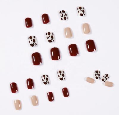 China Easy Apply High Quality Square Brown Leopard ABS Short Press On Nails Artificial Finger Nails for sale