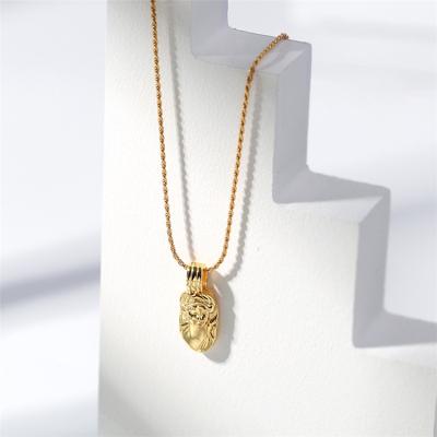 China FASHIONABLE Wholesale Roman Style 925 Silver Gold Plated 18 Oval Statue Aimgal Coin Pendant Necklace For Women for sale