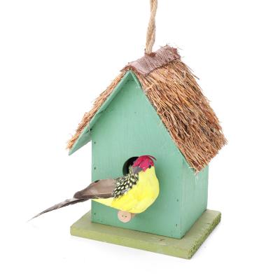 China Wholesale Viable High Quality Painted Solid Wood Aviary Wooden Aviary With Wooden Pole Hanging Bird House for sale