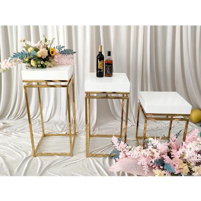 China Moden Gold Cocktail Table Stand Wedding Pedestal Bar Table Candy Table Decor Shower Aisle Bridal Party Events for sale