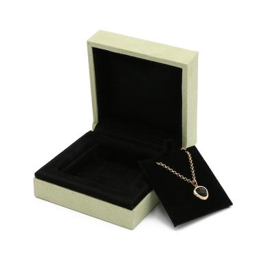 China Luxury Jewelry Display and Packaging Velvet Jewelry Set Box Bracelets Necklaces Jewelry Velvet Packaging Box For Pendant for sale