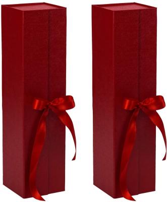 China Recycled materials red gift box with satin ribbon for wine for sale