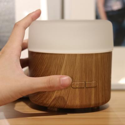 China Desktop Outdoor Silent Egg Large Capacity Bedroom Home Humidifier 250ml Aroma Diffuser Office Gift for sale