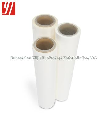 China Pre Coating 23 MIC 5000m BOPP Film Roll For Decorative for sale