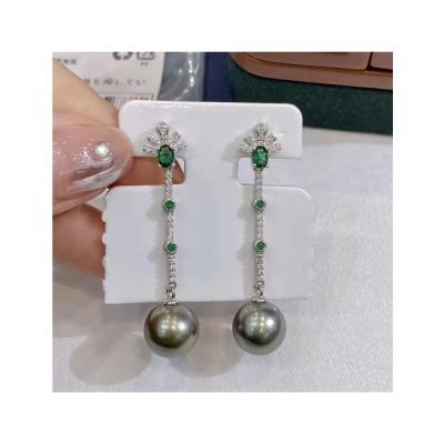 China Luxury Design S925 Sterling Silver Pearl Earrings Women INS CLASSIC Niche Light for sale