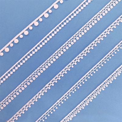 China 2022 NEW Decorative Lace Trim Pom Pom Embroidery Border Small Size Water Soluble Lace Trim Guipure Lace Trim For Lingerie for sale