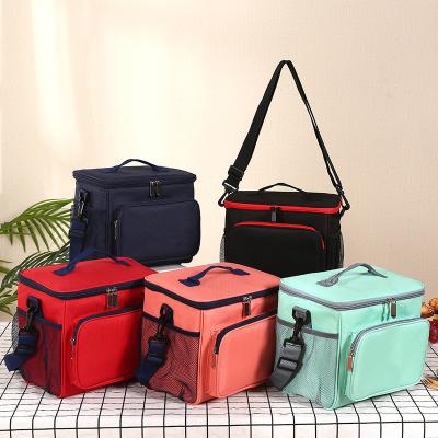 China Waterproof insulated lunch bag with large capacity can be reused insulated cold bag with one shoulder hand drop for sale