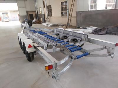 China Australia Standard Nice Heavy Duty 8.6M Skid Tri Axles Aluminum Tri Axles Boat Trailer for sale