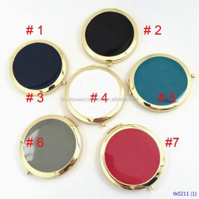 China Pocket Mirror Fashion Woman Large Enamel Monogram Disc Compact Mirrors Wholesale for sale