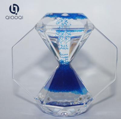 China Transparent diamond shape Liquid Oil hourglass souvenir for sale