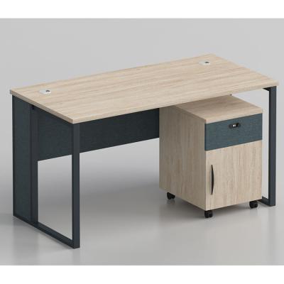 China Modern Design And Easy To Install Big Lots Smart Adjustable Top Parts Internet Cafe Desk I Shaped Computer Desk for sale