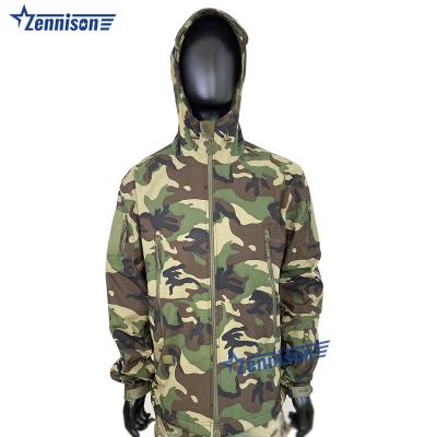 China Sustainable Woodland Color 3 Layers Warm And Breathable Fleece SoftShell Jacket Price en venta