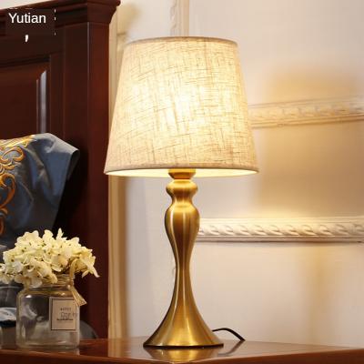 China Modern Modern Gold Led Table Lamp For Bedside for sale