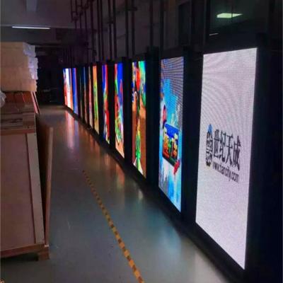 China P5 Outdoor Street Lighting Outdoor Pole Led Display Screen P5 Led Billboard Advertising for sale