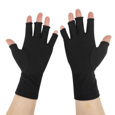 China Comfortable Non-slip Heat Preservation Care Joint Finger Copper Fiber Sports Half Dispensing Gloves for sale