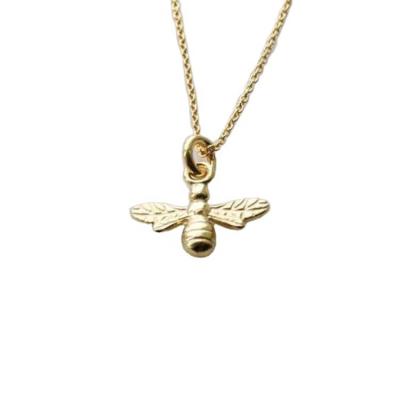 China Environmental Friendly 18K Gold Plated Cute Little Bee Necklace Animal Necklace For Girls Ladies Jewelry Custom Necklace for sale