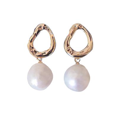 China CLASSIC Elegant Jewelry Natural Baroque Freshwater Pearl Earrings for sale