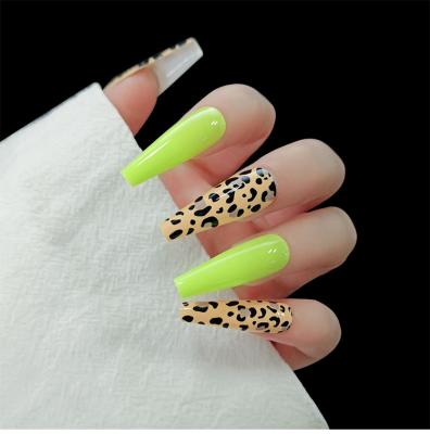 China Wholesale Private Label Design Press On Nails Matte Leopard Print Design Nail Tips False Nails 24pcs for sale