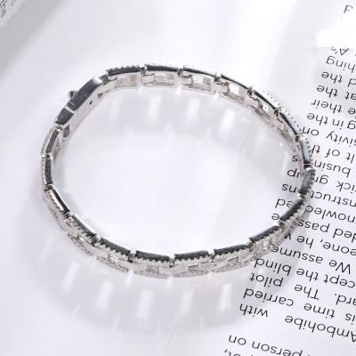 China CLASSIC Unique Design Women's Silver Bangle Bracelets Custom Personalized Lock Hook Zirconia White Titanium Bangle Bracelets for sale