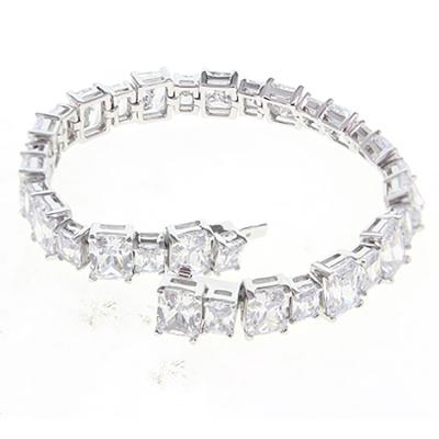 China 2021 Newest Design CLASSIC Good Price Stone Bridal Bracelet Women For Engagement for sale