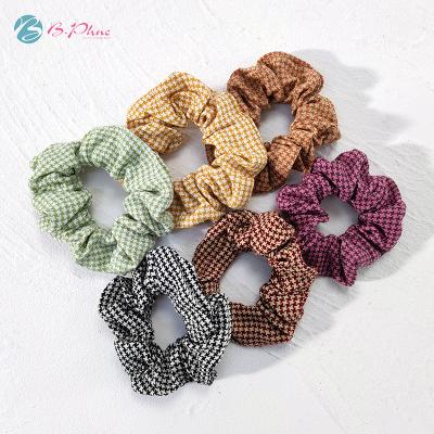 China Hot sale custom made women hair decoration elastic hair bands retro hair accessories plaid hair scrunchies for sale