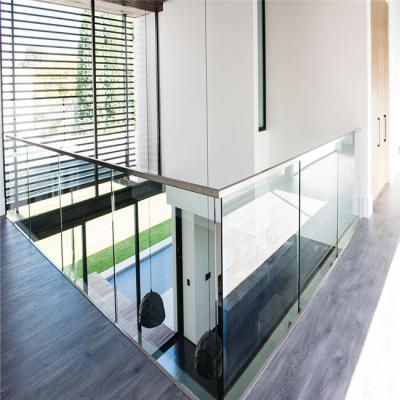 China Contemporary Stainless Steel U Channel Glass Railing for sale