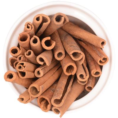 China Factory Supply Wholesale Price China Spices High Quality Organic Cassia Cinnamon Rolls Cinnamon Sticks for sale