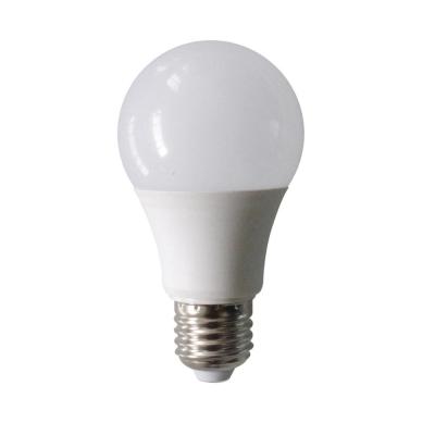 China A vela das ampolas A60 do diodo emissor de luz de Dimmable 5w 7w 9w 12w 12v E27 ilumina o tipo à venda