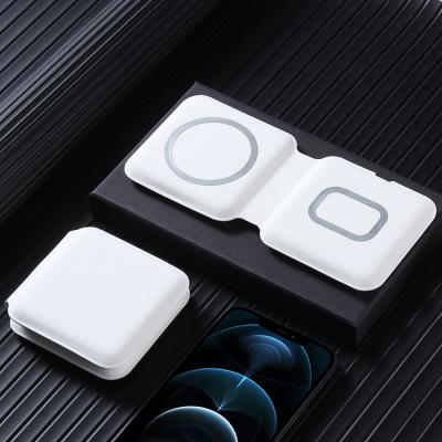 China Folding Mobile Phone MP3 GPS Tablet 2 in 1 Magnetic Duo Charging Dual Pad 15W Magnetic Fast Safing Charger for iPhone 12 Pro Wireless Charger for Airpods for sale