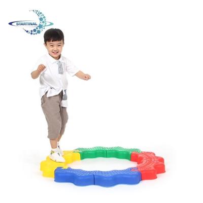 China Outdoor Physical Health Goods Imagination Colorful Physical Training Balance Bump Beam For Kids for sale