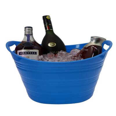 China Sustainable Large Capacity Champagne Ice Bucket Plastic For Party Beer , Parts Factory Sells 18LPP Buckets, Coolers And Racks All-season for sale