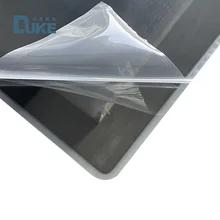 Chine Plaque en plastique durable pour pare-brise de véhicule récréatif avec 92% de transmission lumineuse à vendre