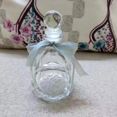 China Wholesale Luxury Household Personal Care Aromatherapy Bottle Round Glass Sample Perfume Diffuser Bottle for sale