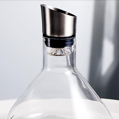 China Stainless Steel Viable Hand Held Decanter Wine Aerator Gift Accessories Wine Decanter Lead Free Wine Glass Decanter for sale