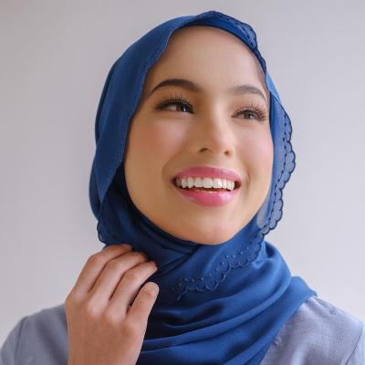 China Heavy Soft Feeling Chiffon Embroidery Heavy Edge Hijab On Hot Sale 2022 Women Scarves Malaysian Hijab Shawl for sale