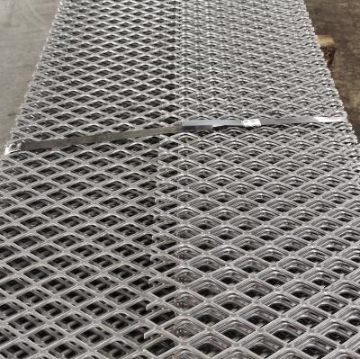 China Customized Versatile Galvanized Stainless Steel Expanded Steel Mesh Siding for sale