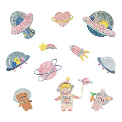 China 3D Trinket Patch Sew On Badge Craft Embroidery Patches Clothes Fashion Cartoon Shirt Clothing Quantity Embroidered Handmade Jeans for sale