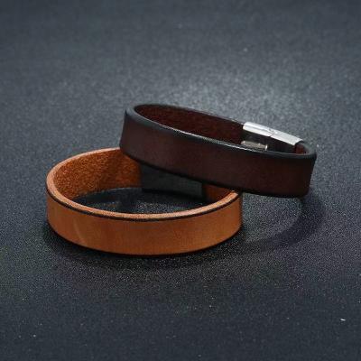 China FASHIONABLE Men Fine Stainless Steel Personal Accessories Jewelry Bracelets Leather Bangle Friendship for sale