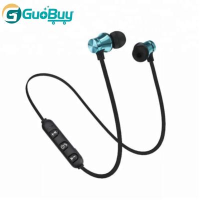 China Universal Magnet Wireless Headset Handfree Earphone Sports Earphone Stereo Earphone for sale