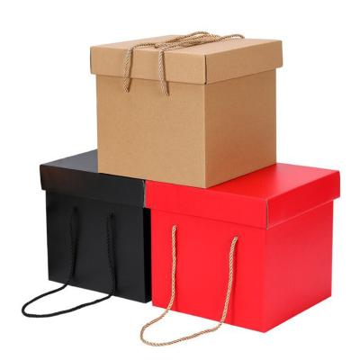 China Recycled Materials Square Gift Box Birthday Packaging Box Portable Wedding Candy Gift Box for sale