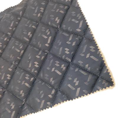 China Tear-Resistant Quilted Polyester Taffeta Fabric Polyester Taffeta Lining Fabric For Jacket for sale