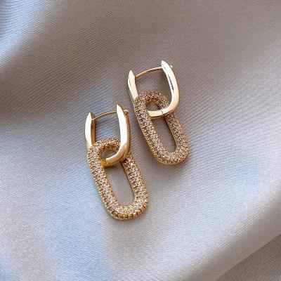 China Fashion 18K Gold Long Square Earring INS Wholesale Square Cubic Zirconia Environmentally Friendly Geometric Personality Cavity Earrings for sale