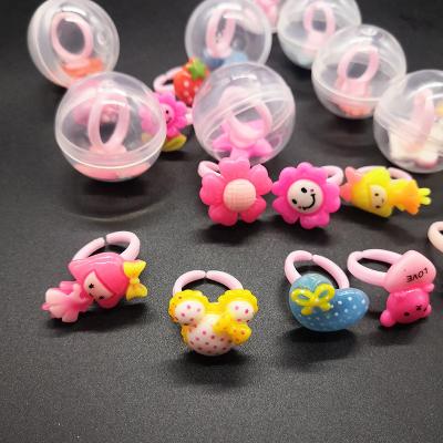 China Capsule Toys/For Bath Bomb/Girls Toys Wholesale 32mm Plastic Capsule With Ring Girls Toys For Bath Cute Acrylic Bomb for sale