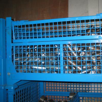 China Corrosion Protection Powder Coating Collapsible Wire Mesh Container for sale