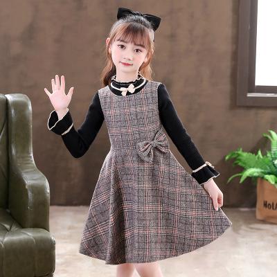 China Sale 2021 New Girl Winter Dress Student Dress Big Girl Plaid Skirt Breathable Warm Plush Cute Long Sleeve One Piece Dress H1098 for sale