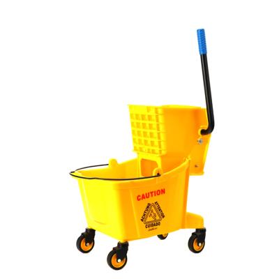 China Yellow low price hand-push single-bucket squeezing water truck B-040 for sale