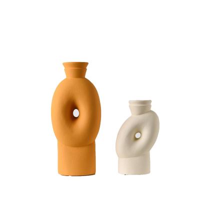 China Geometric Ceramic Exhibition Hall Home Furnishing Soft Crafts Morandi Ceramic New European Creative Color Vases Artisan Vase Florist Ornaments for sale