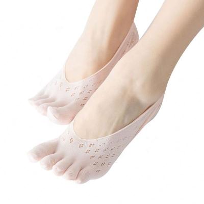 China Breathable Women Split Toe Socks Velor Ladies Five Finger Boat Socks Breathable Thin Section Invisible Socks Mesh for sale